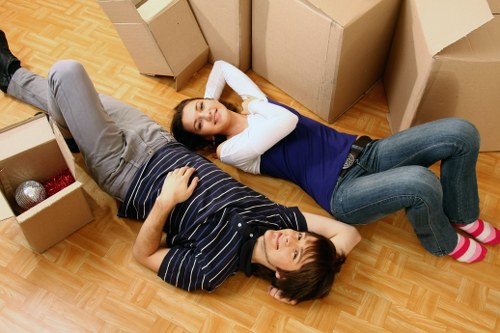 House move and storage planning for customers in Hainault